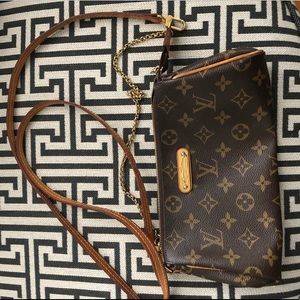 Classic Louis Vuitton over the shoulder purse